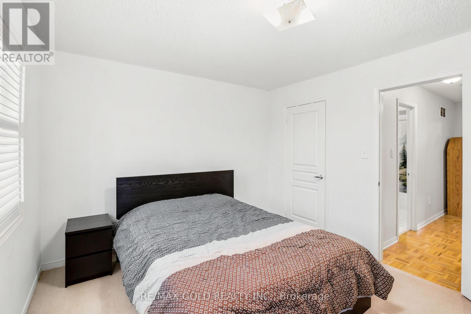 222 FAIRWOOD CIRCLE - 31