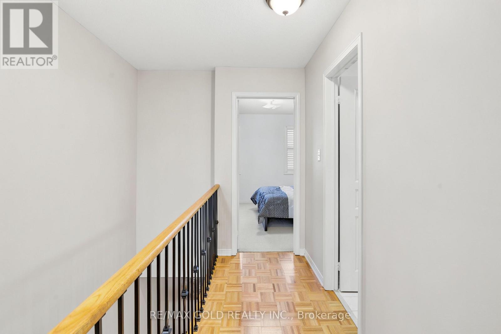 222 FAIRWOOD CIRCLE - 37