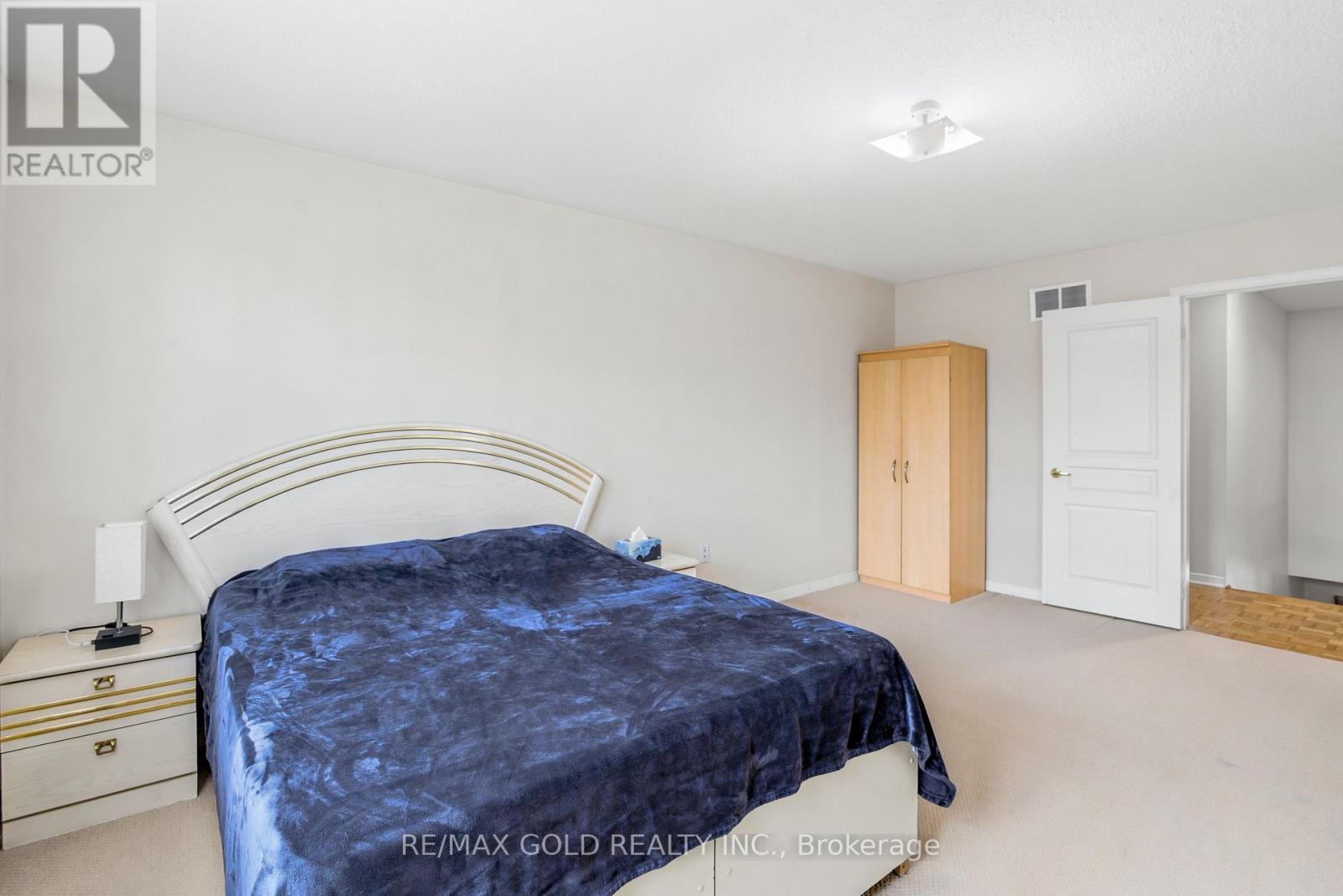 222 FAIRWOOD CIRCLE - 28