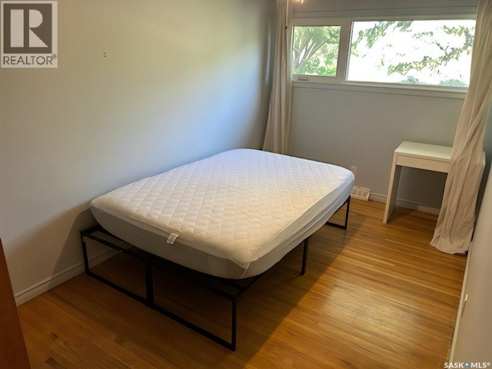 2104 Preston AVENUE S — photo 10