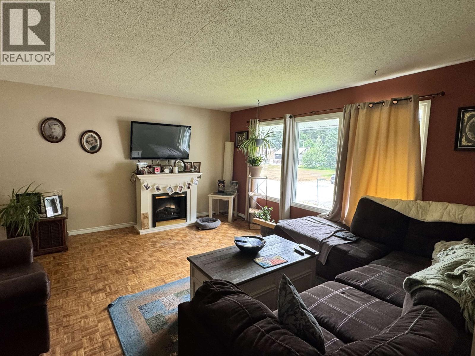 1304 RAVEN Street, Stewart