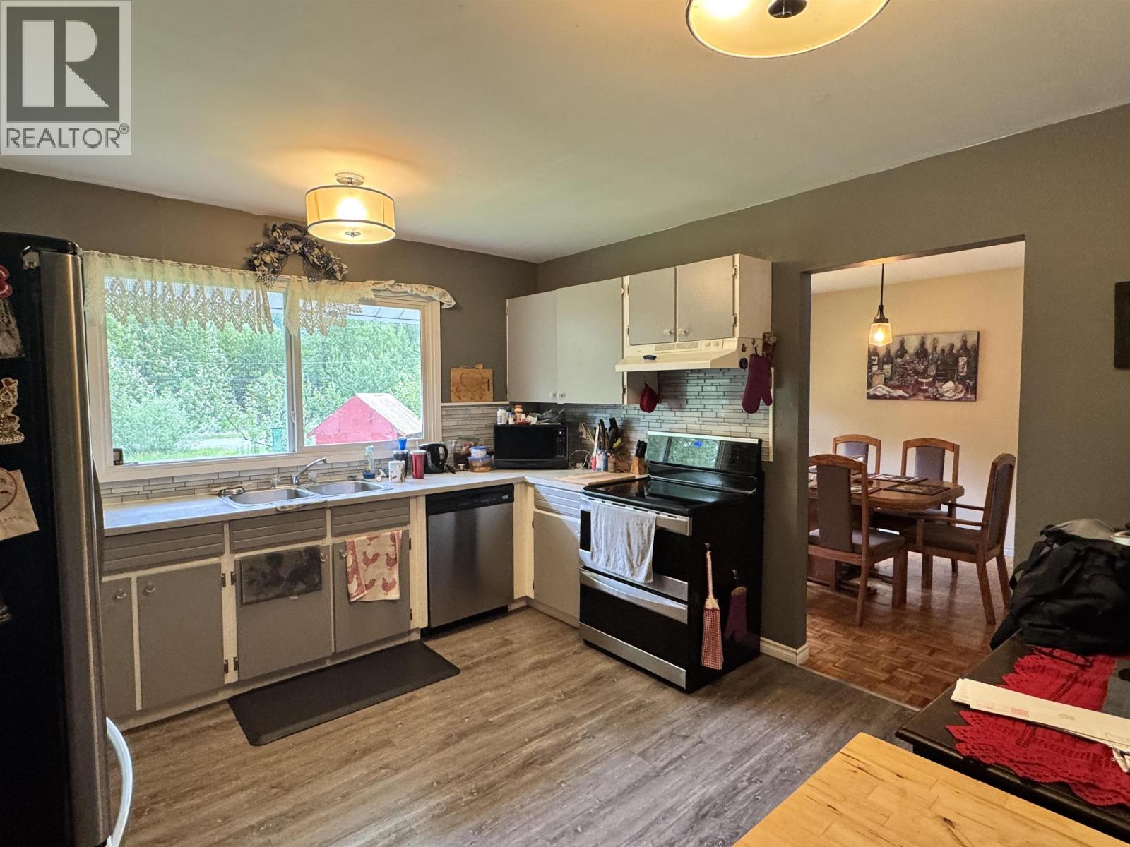 1304 RAVEN Street, Stewart