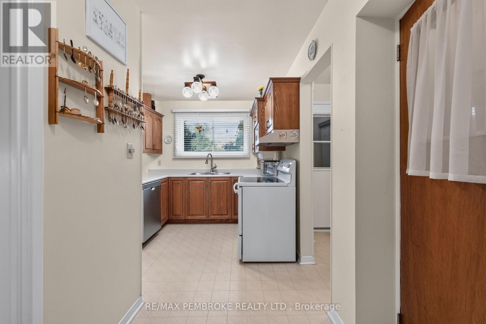 7 MARTIN STREET - 17