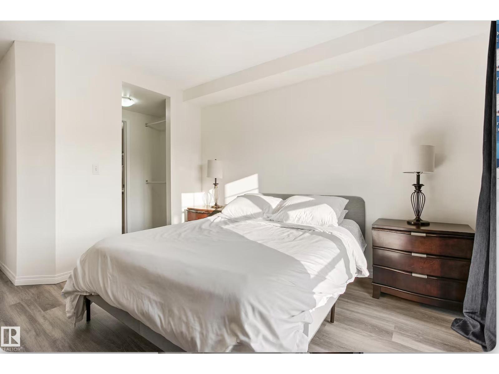 #217 630 MCALLISTER LO SW - 18