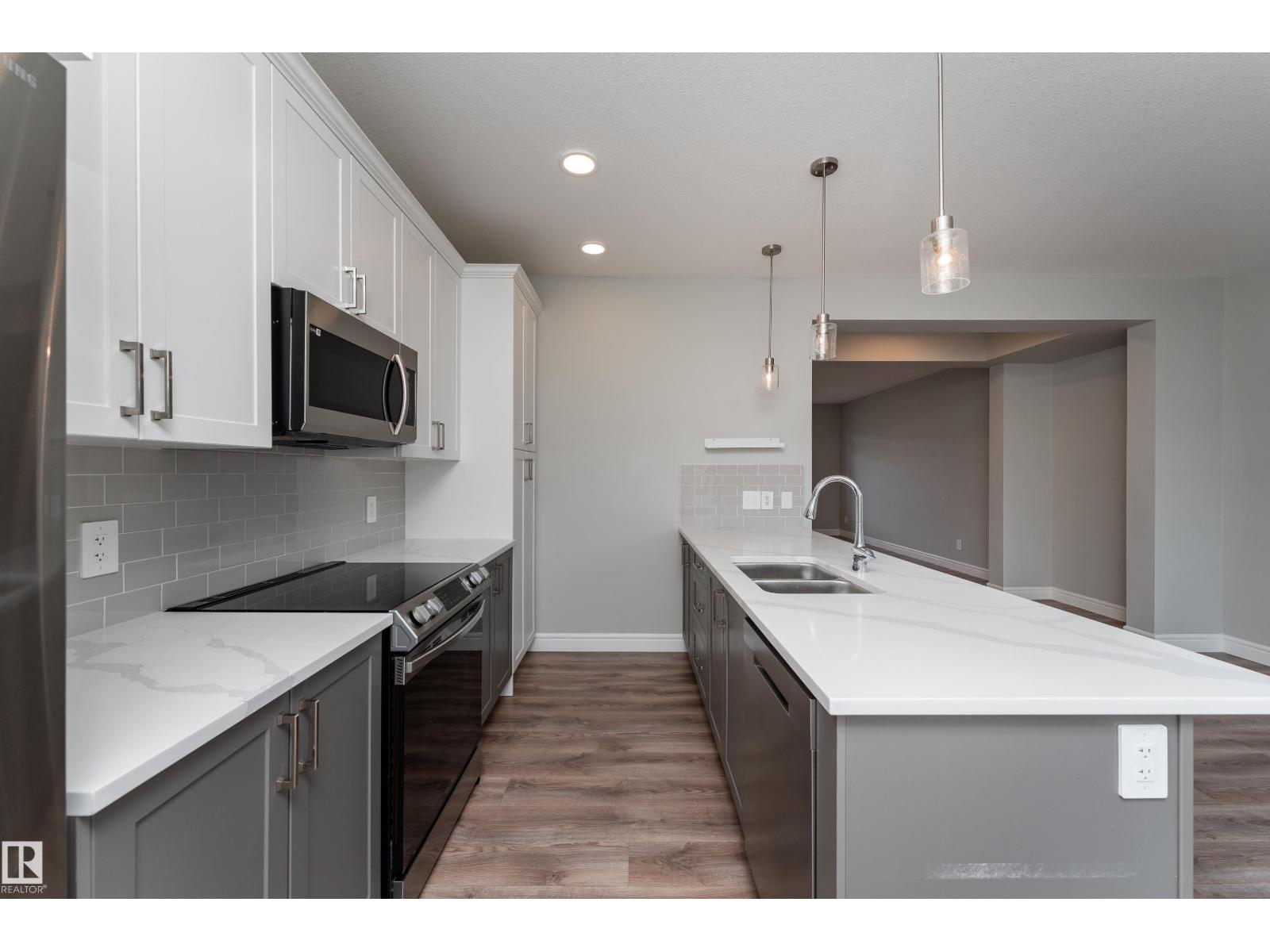 1457 KESWICK DR SW - 22