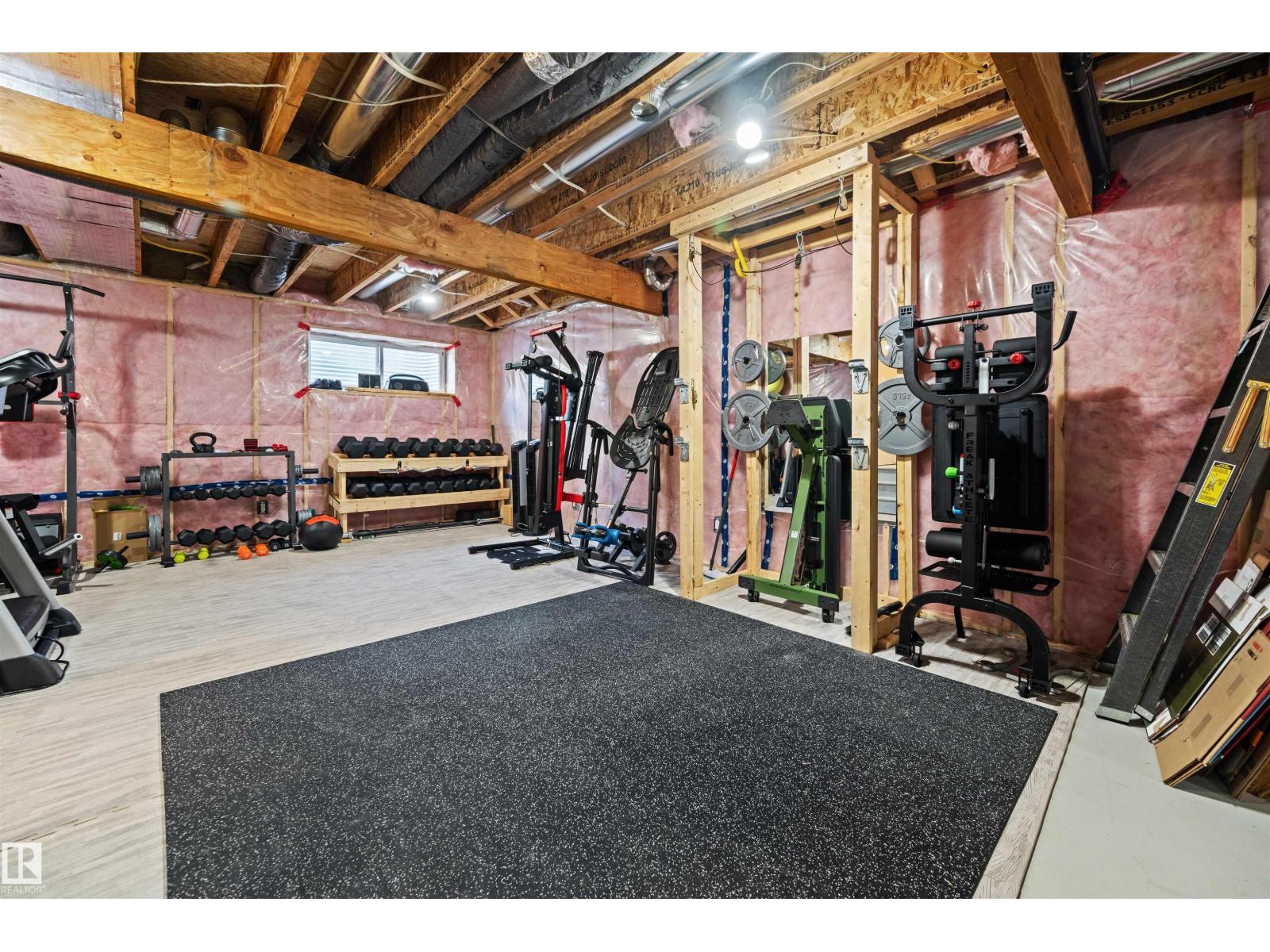 2313 69A ST SW - 27