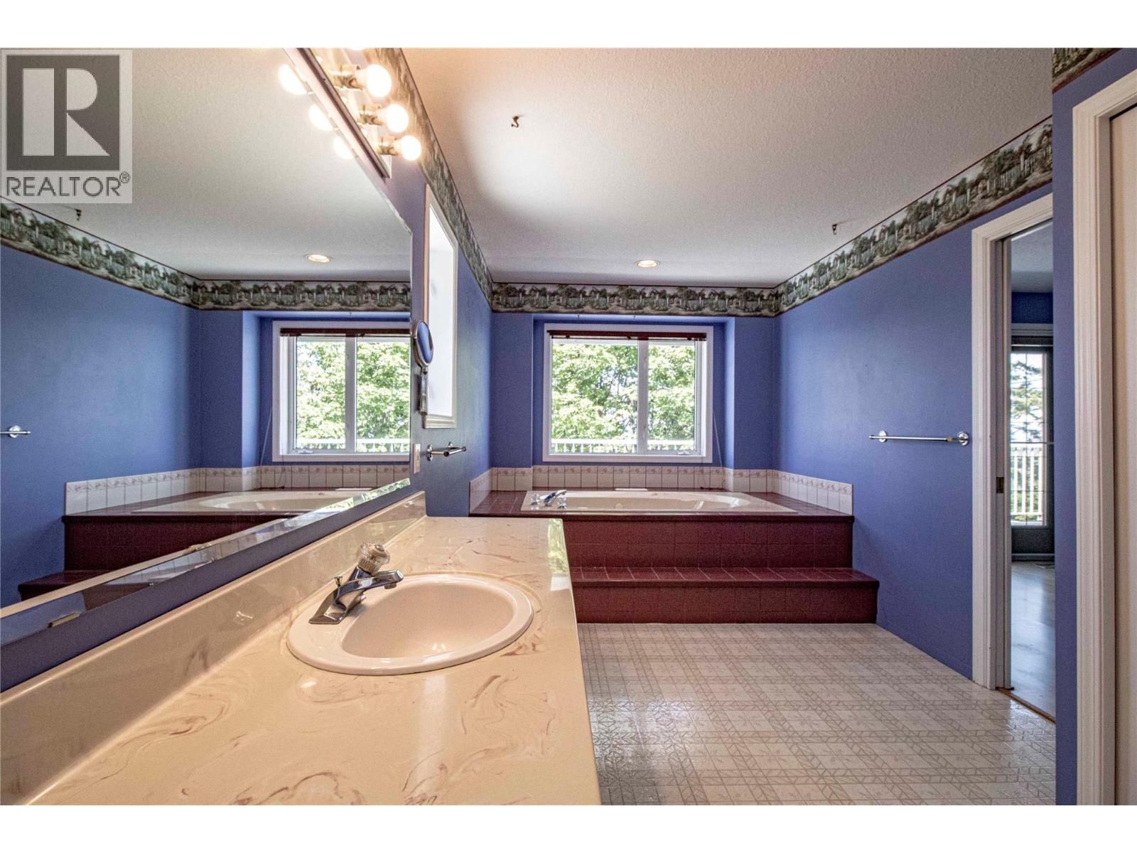 2263 Carmi Road - 19