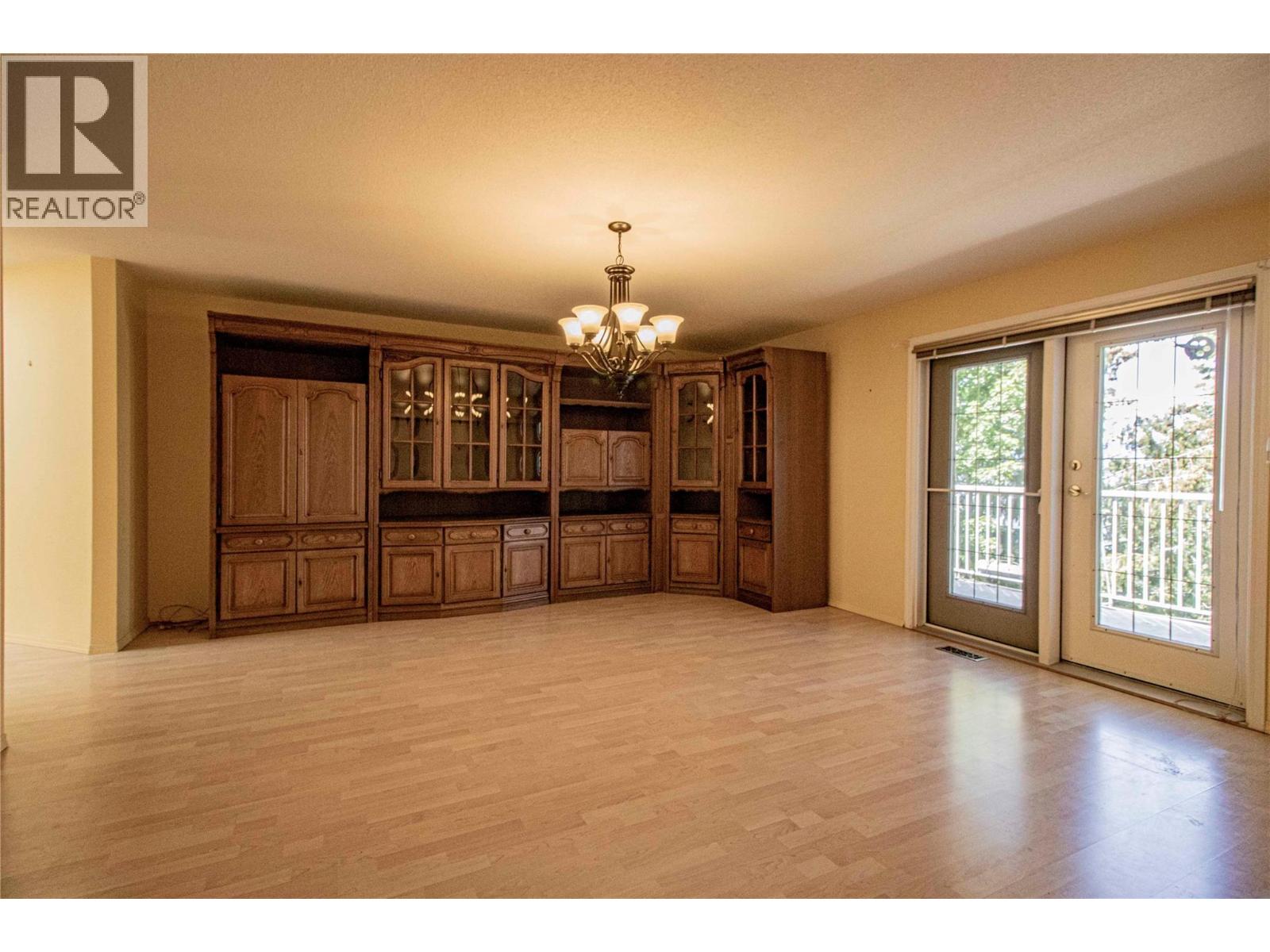 2263 Carmi Road - 14