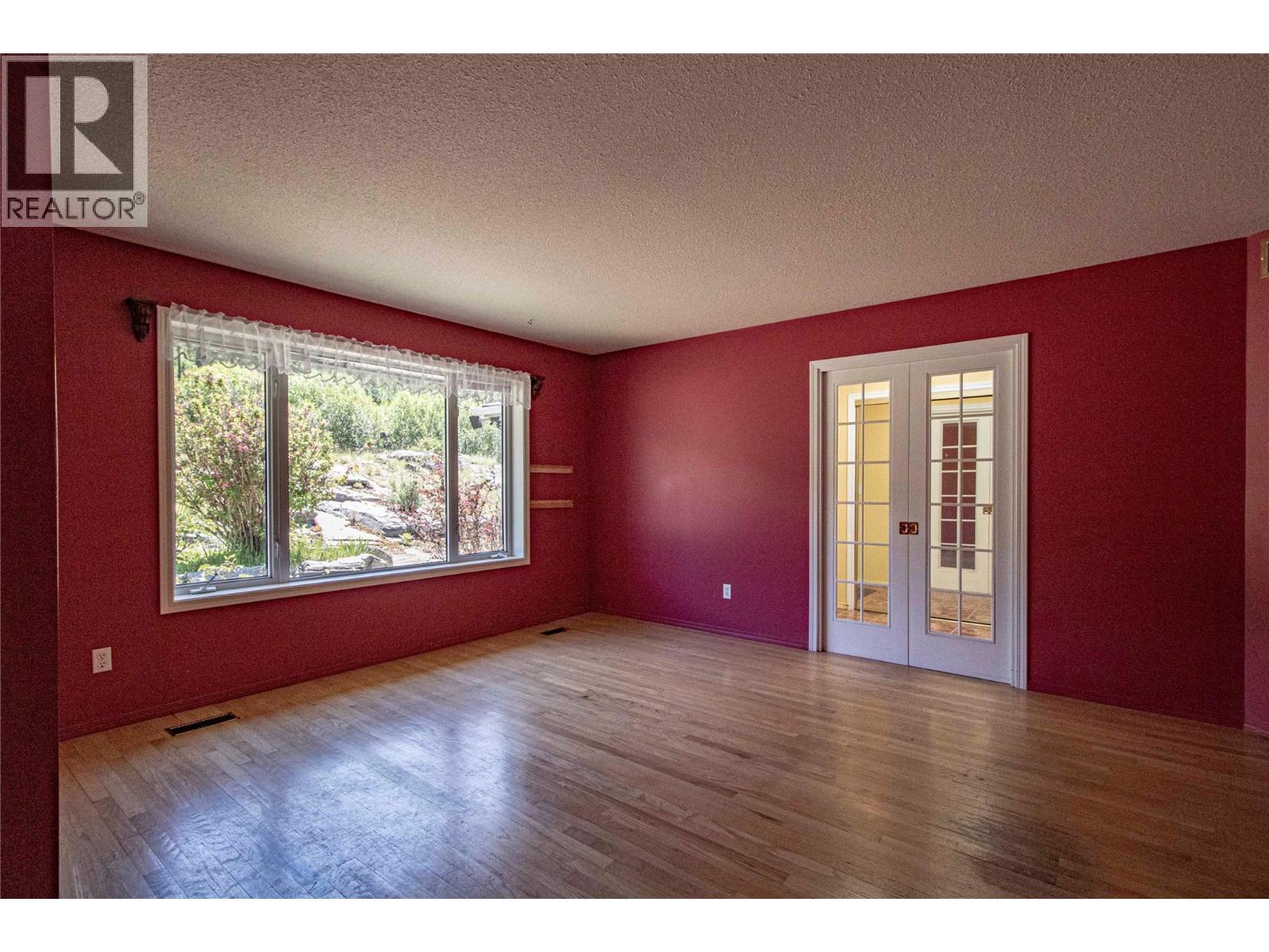 2263 Carmi Road - 8
