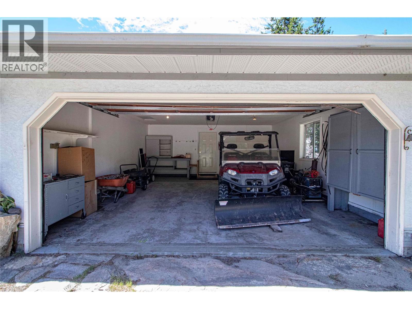 2263 Carmi Road - 42