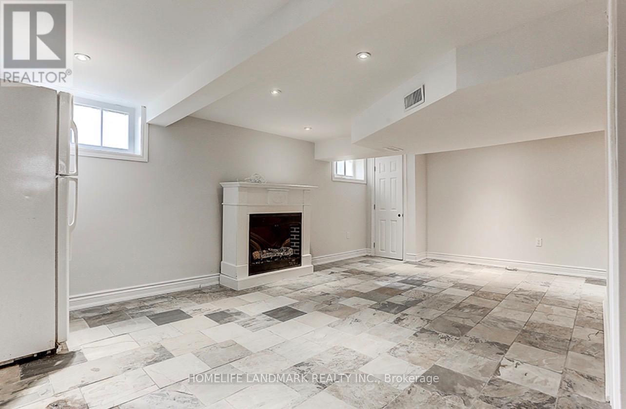 115 CROSBY AVENUE - 47