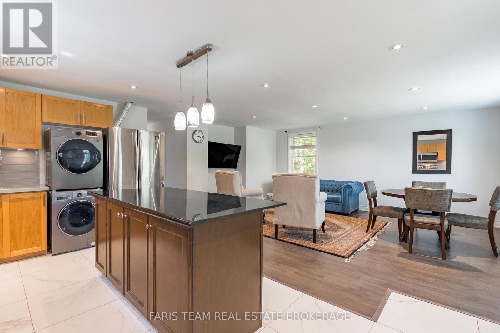 136 ORIOLE DRIVE - 10