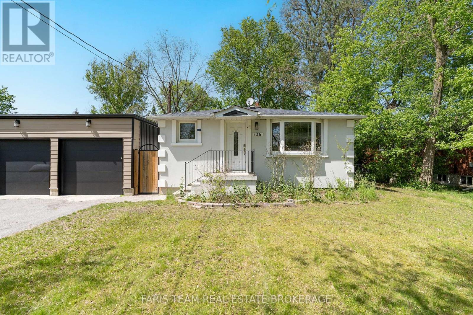 136 ORIOLE DRIVE - 4
