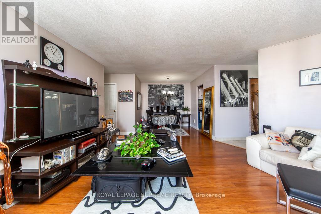#2101 330 DIXON ROAD - 23