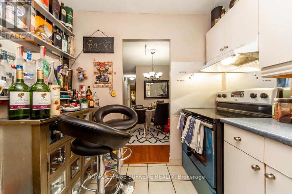 #2101 330 DIXON ROAD - 29