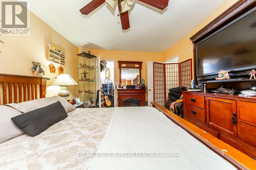 #2101 330 DIXON ROAD - 31