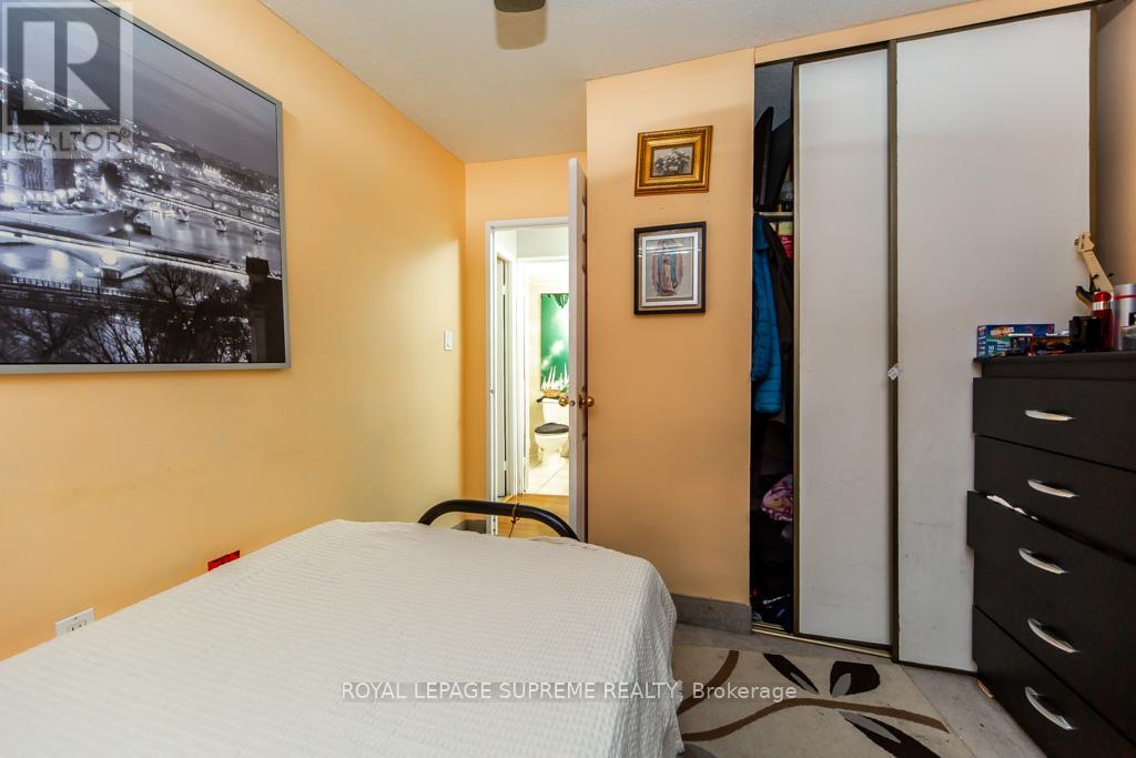 #2101 330 DIXON ROAD - 36