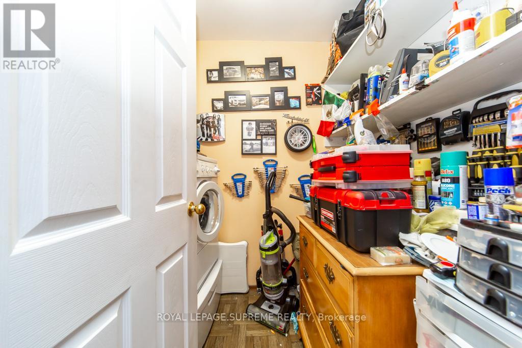 #2101 330 DIXON ROAD - 39
