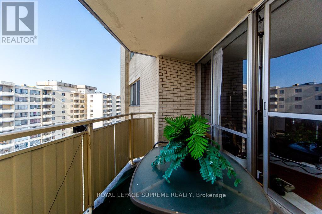 #2101 330 DIXON ROAD - 41