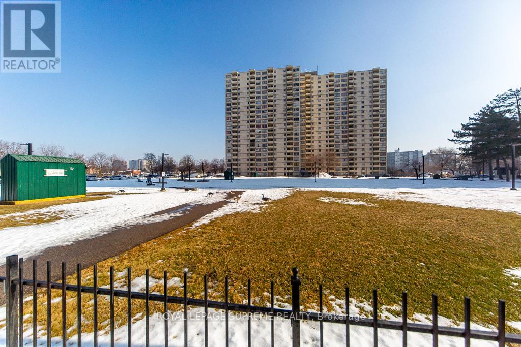 #2101 330 DIXON ROAD - 43