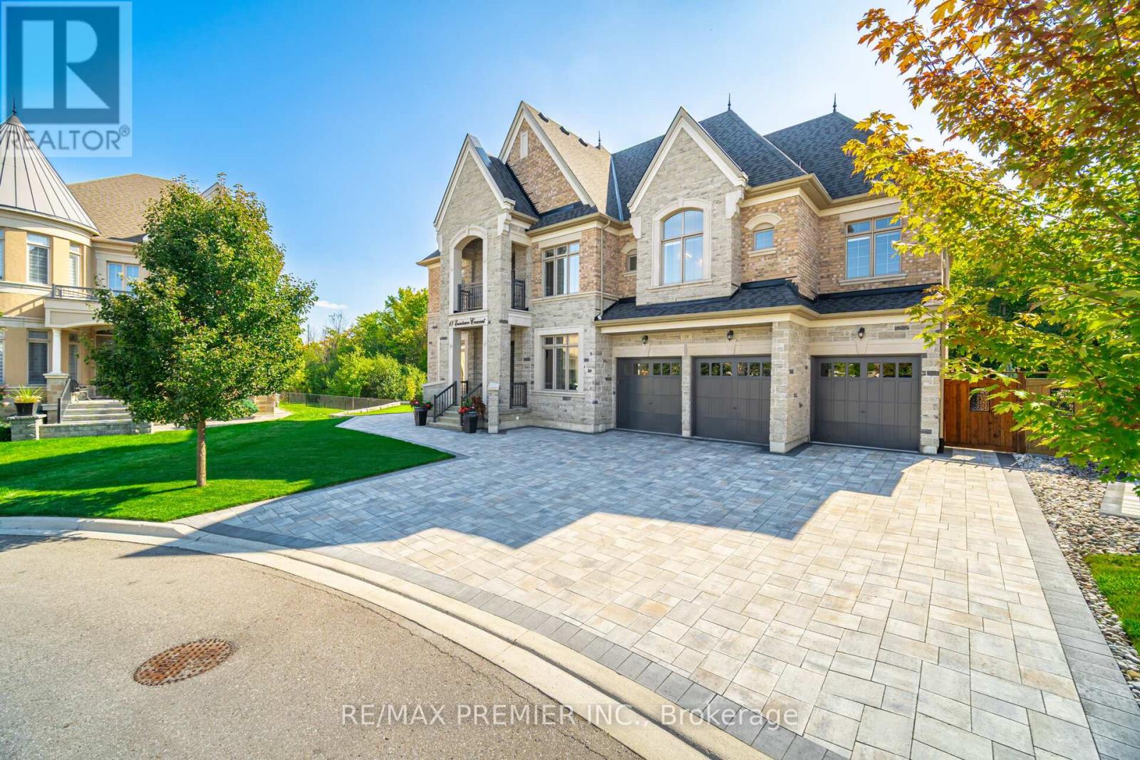18 ERINTOWN CRESCENT - 4