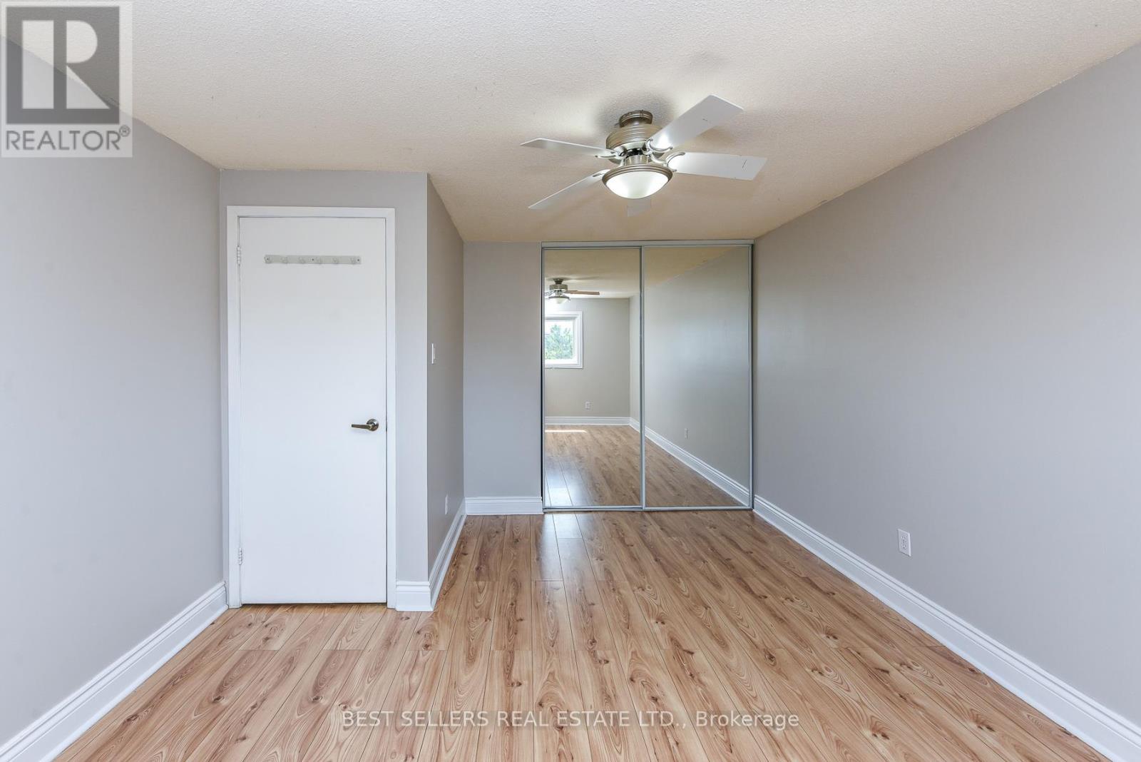 #12 12 ASHTON CRESCENT - 19
