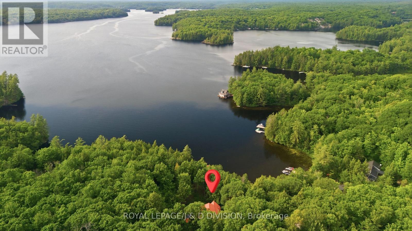 186 BLACKSTONE LAKE, WATER - 36