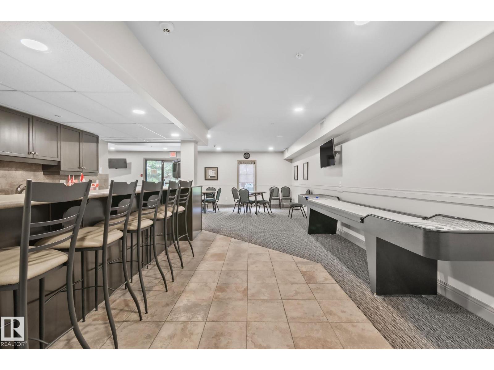 #432 1406 HODGSON WY NW - 37