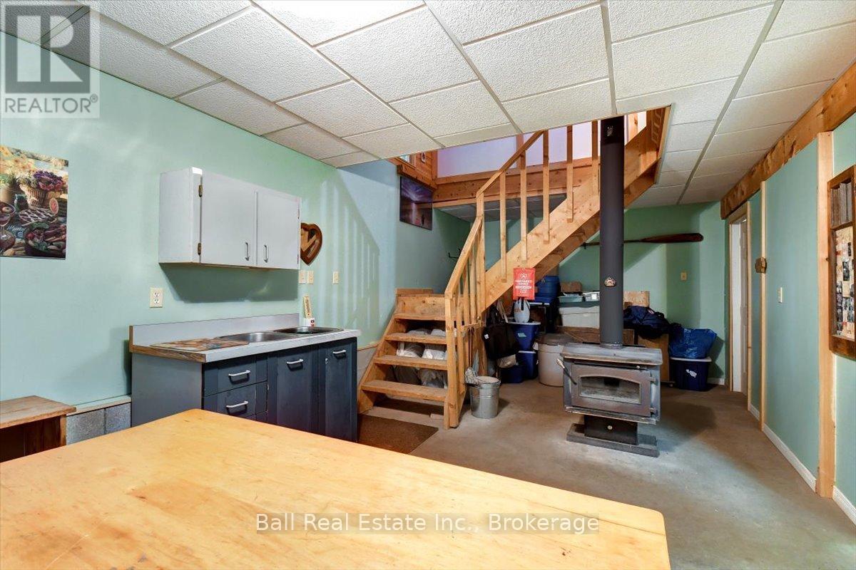 240 STRINGER DRIVE - 23