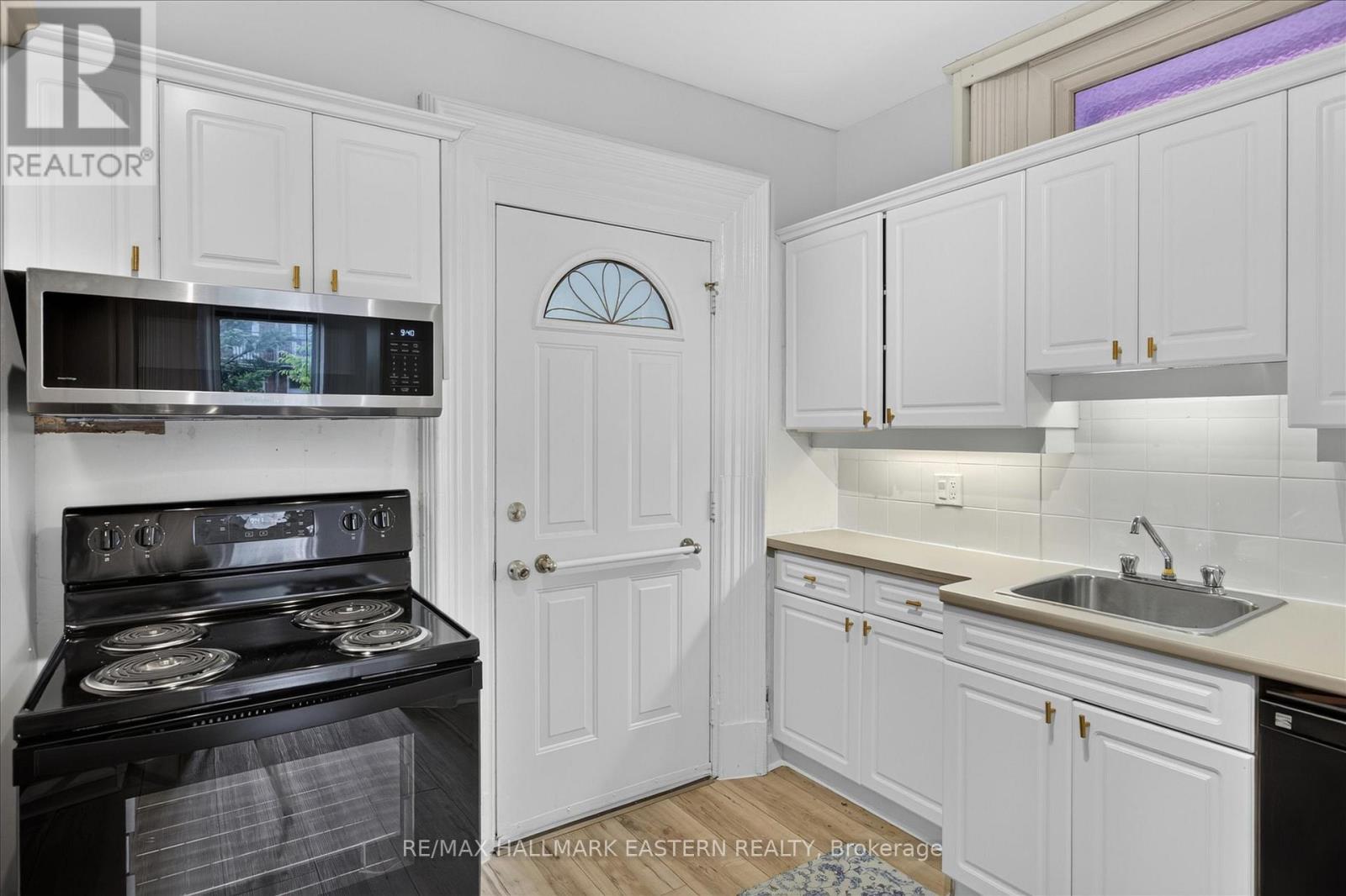 475 AYLMER STREET N - 15