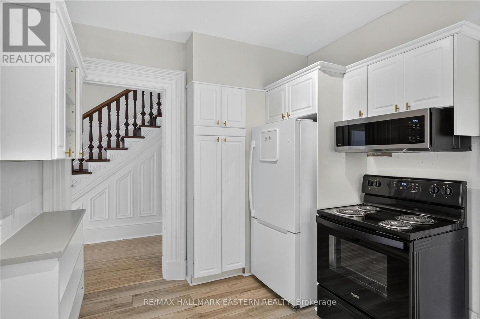 475 AYLMER STREET N - 17
