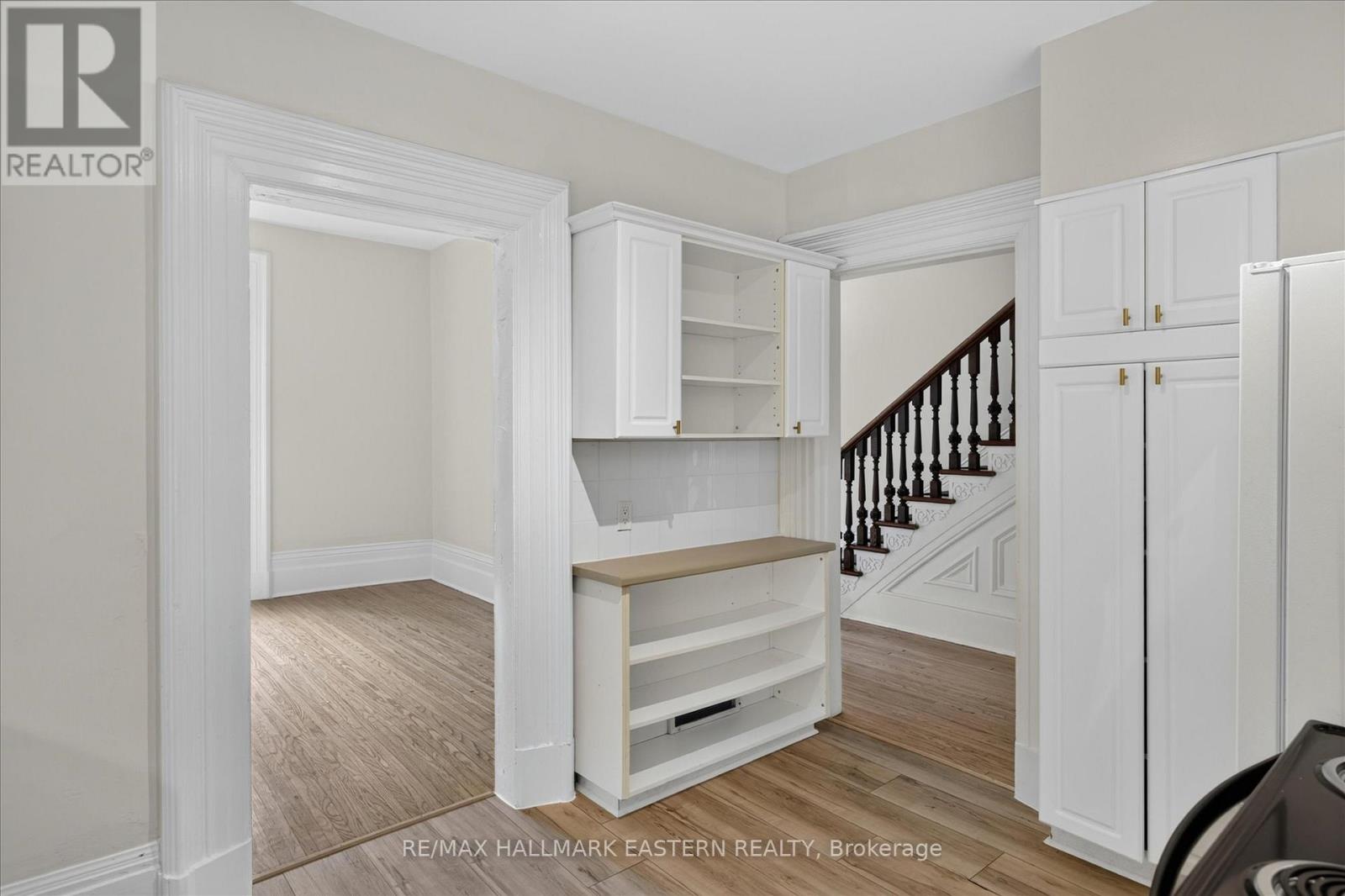 475 AYLMER STREET N - 18