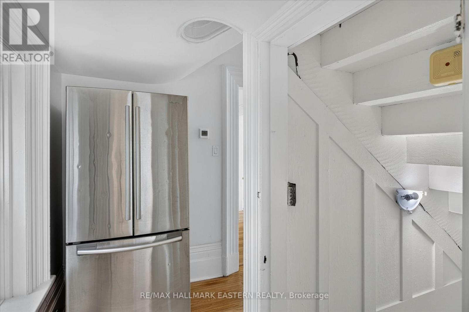 475 AYLMER STREET N - 21