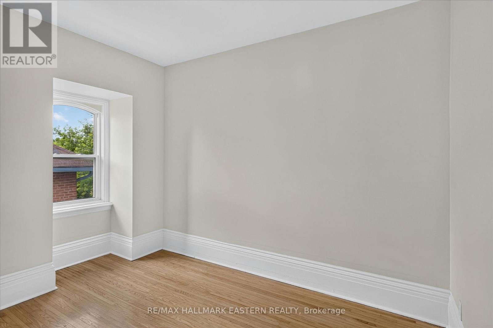 475 AYLMER STREET N - 25