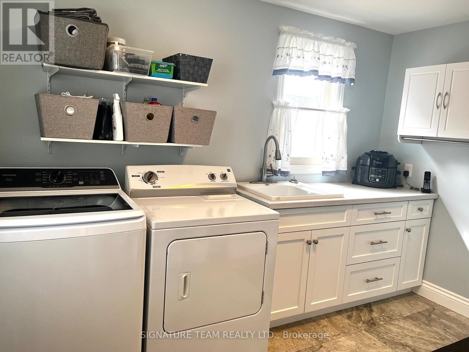 3 Bed, 1 Bath House for Sale in Renfrew – 24 PETER STREET, Renfrew – MLS# X13522424 - Image 12