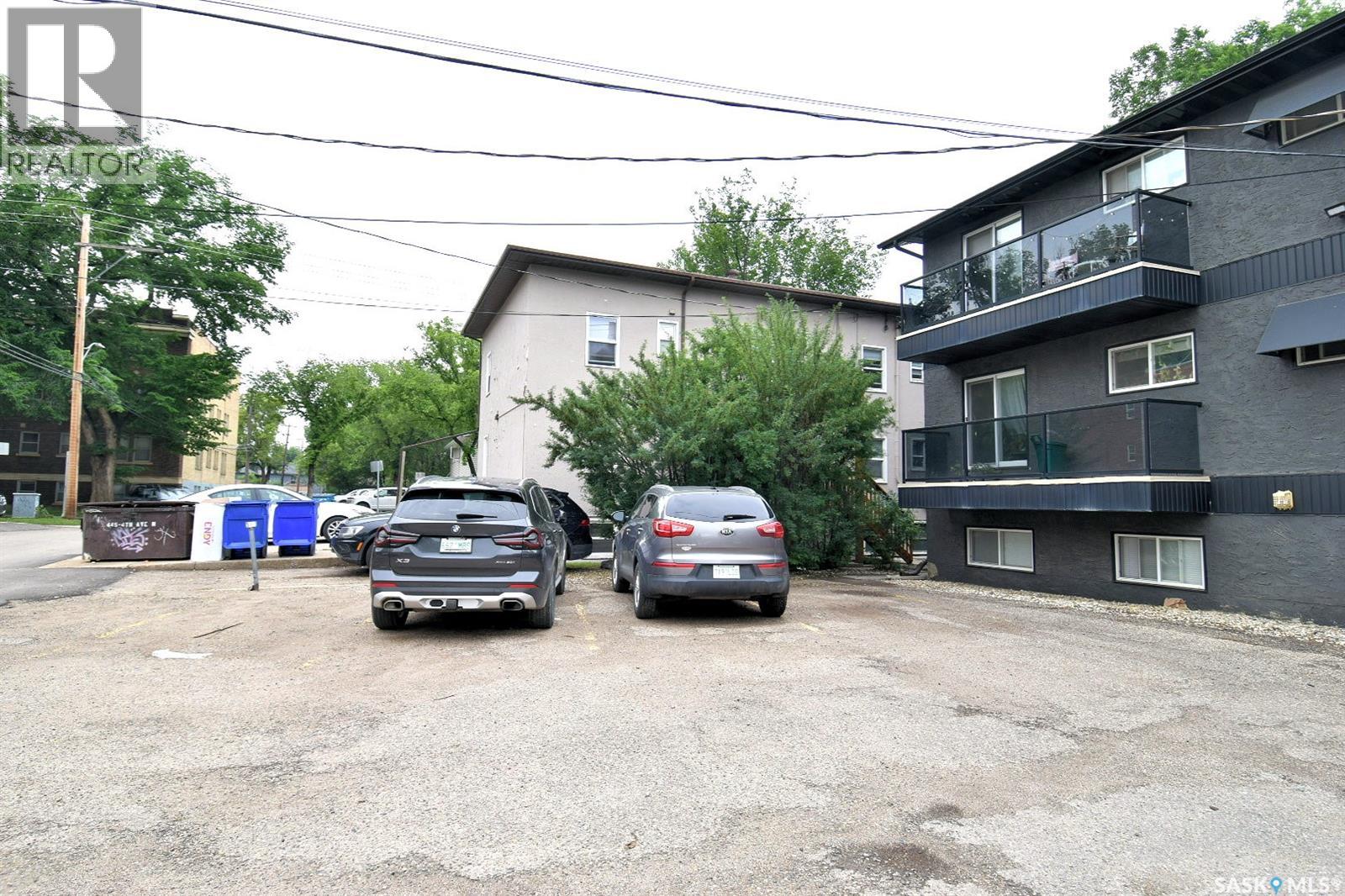 #8 441 4TH AVENUE N - 21