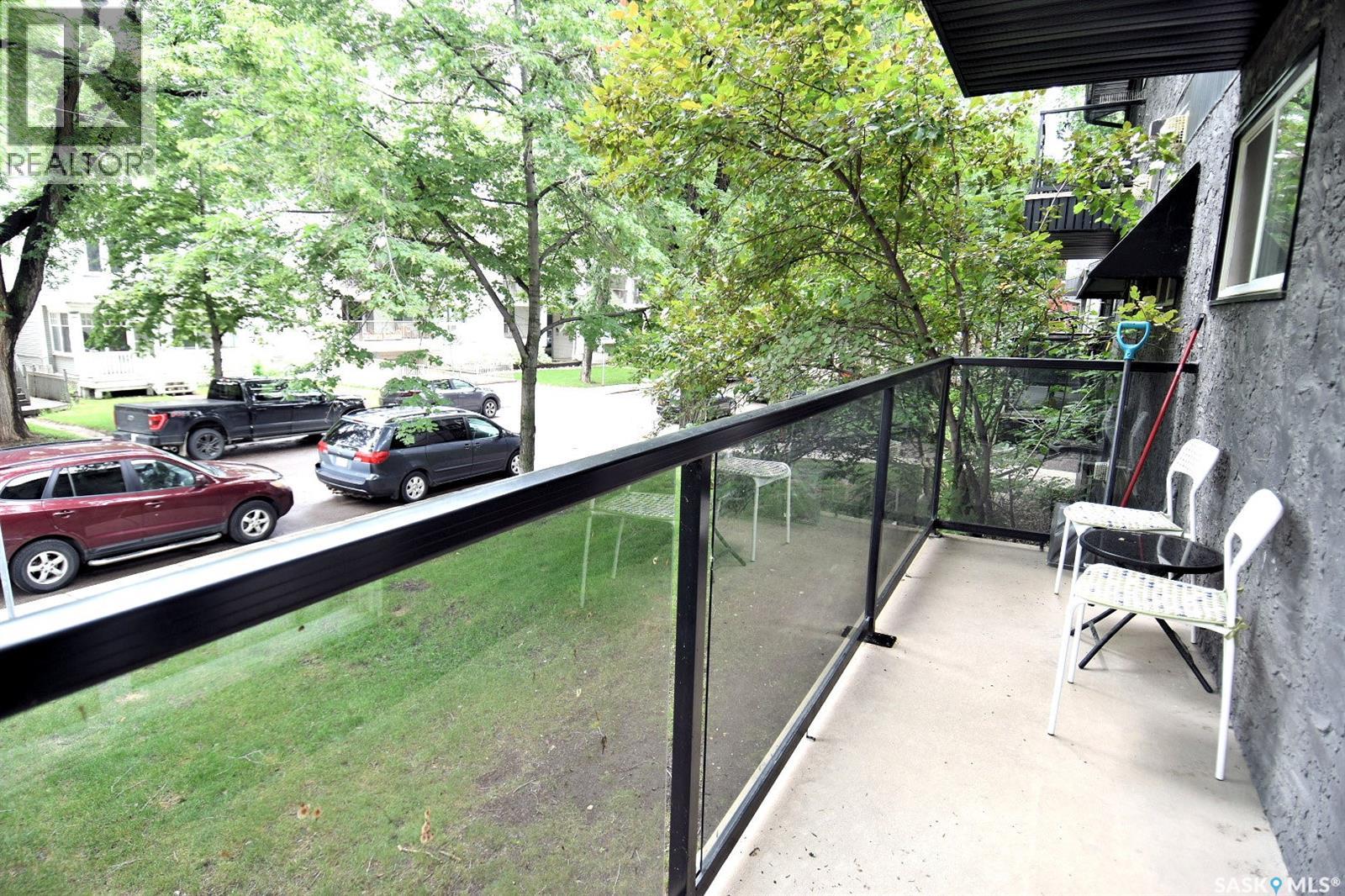 #8 441 4TH AVENUE N - 14