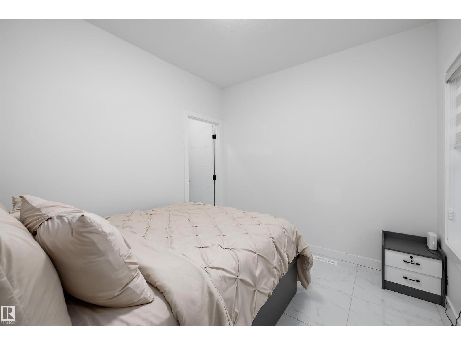 403 Pine Point — photo 6