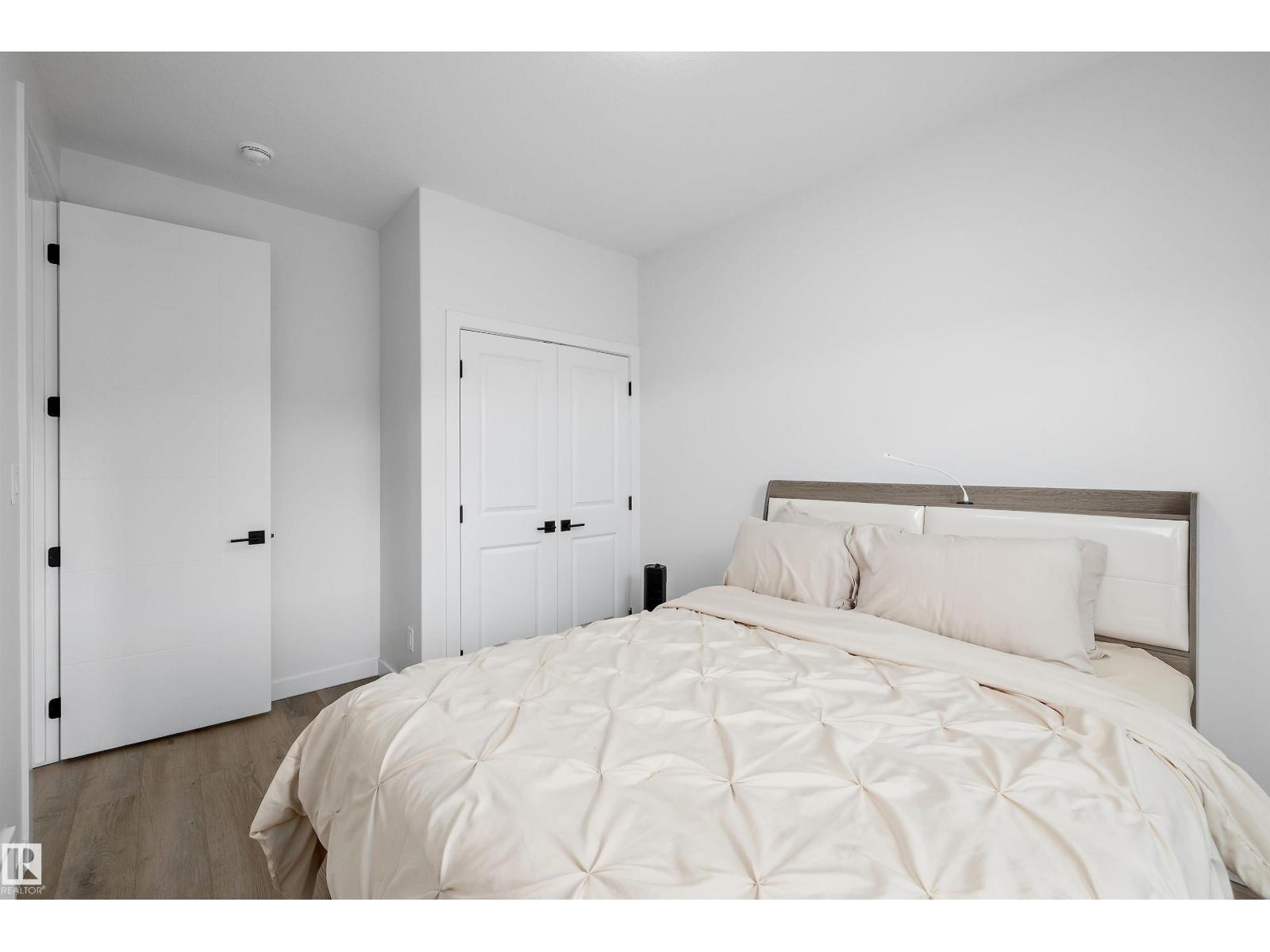403 Pine Point — photo 31