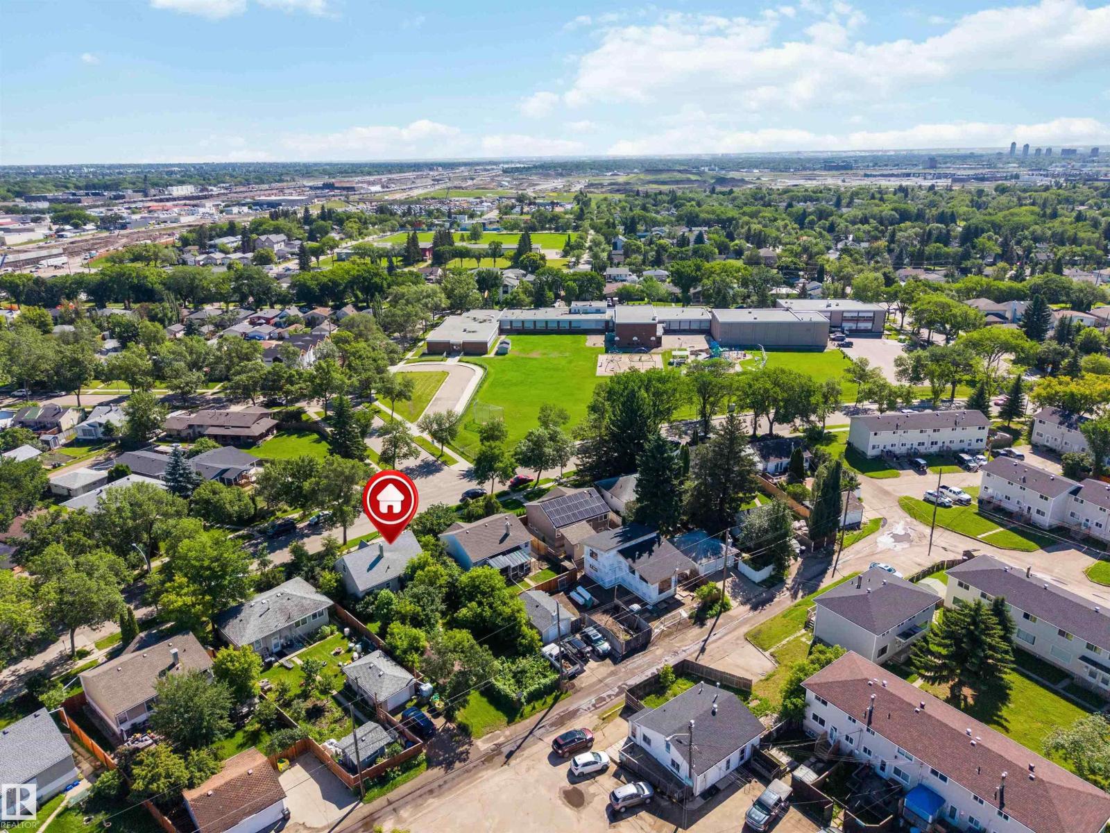 12943 Sherbrooke AV NW - 16