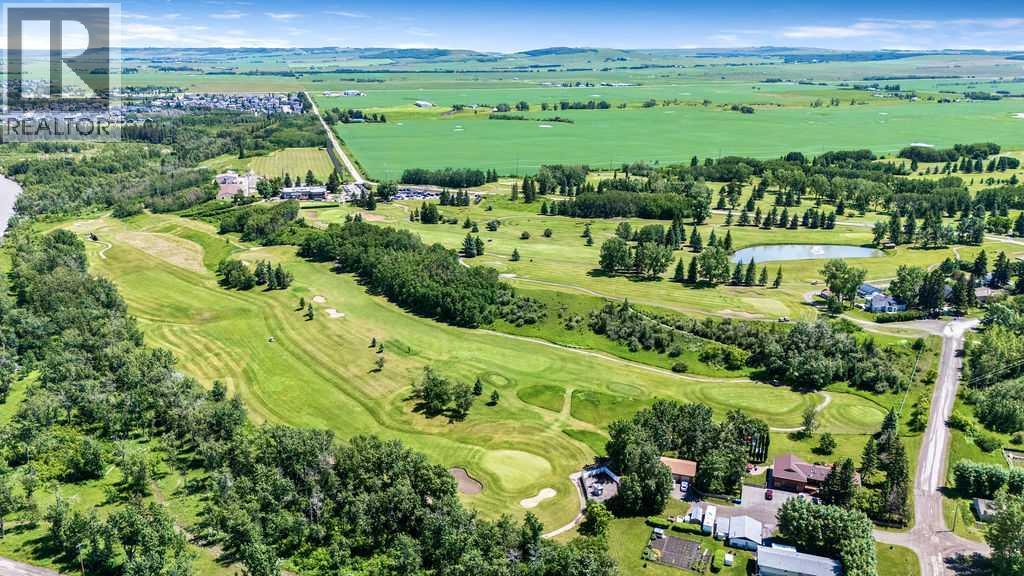 Local golf course near by