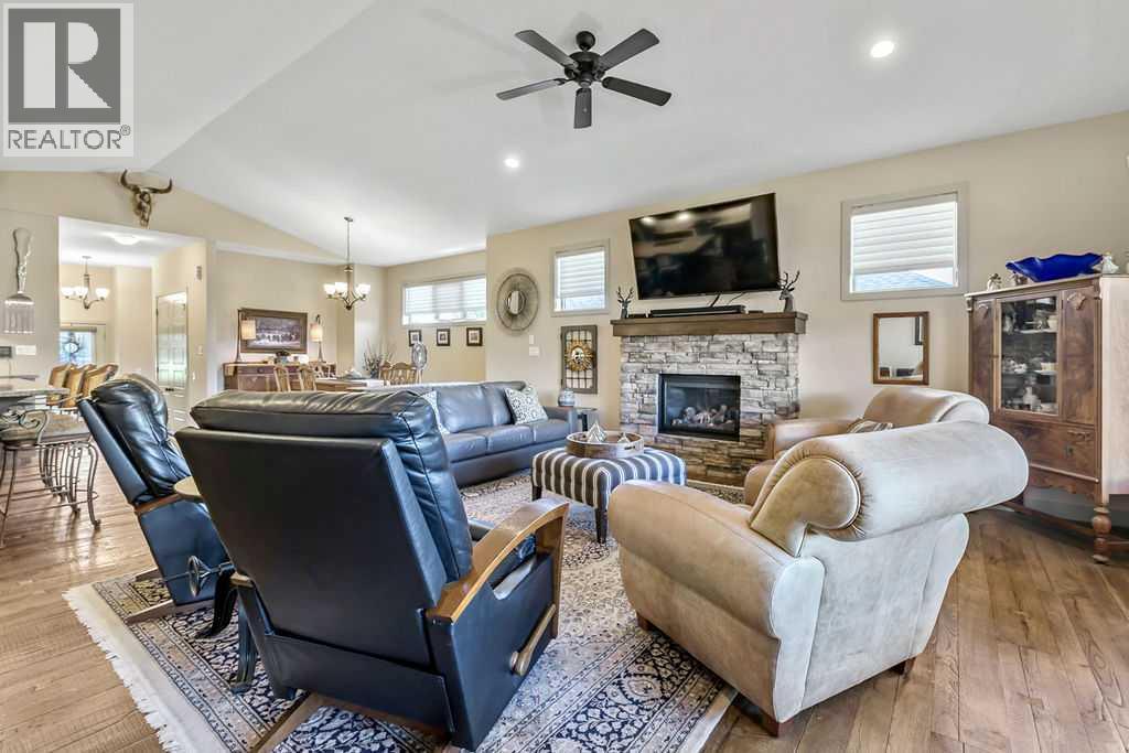 Lots of options for furniture layout