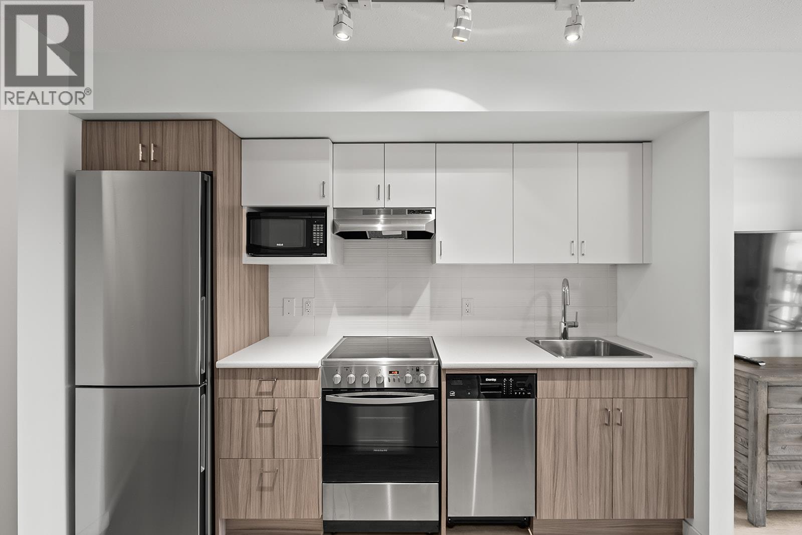 695 Academy Way Unit# 119, Kelowna
