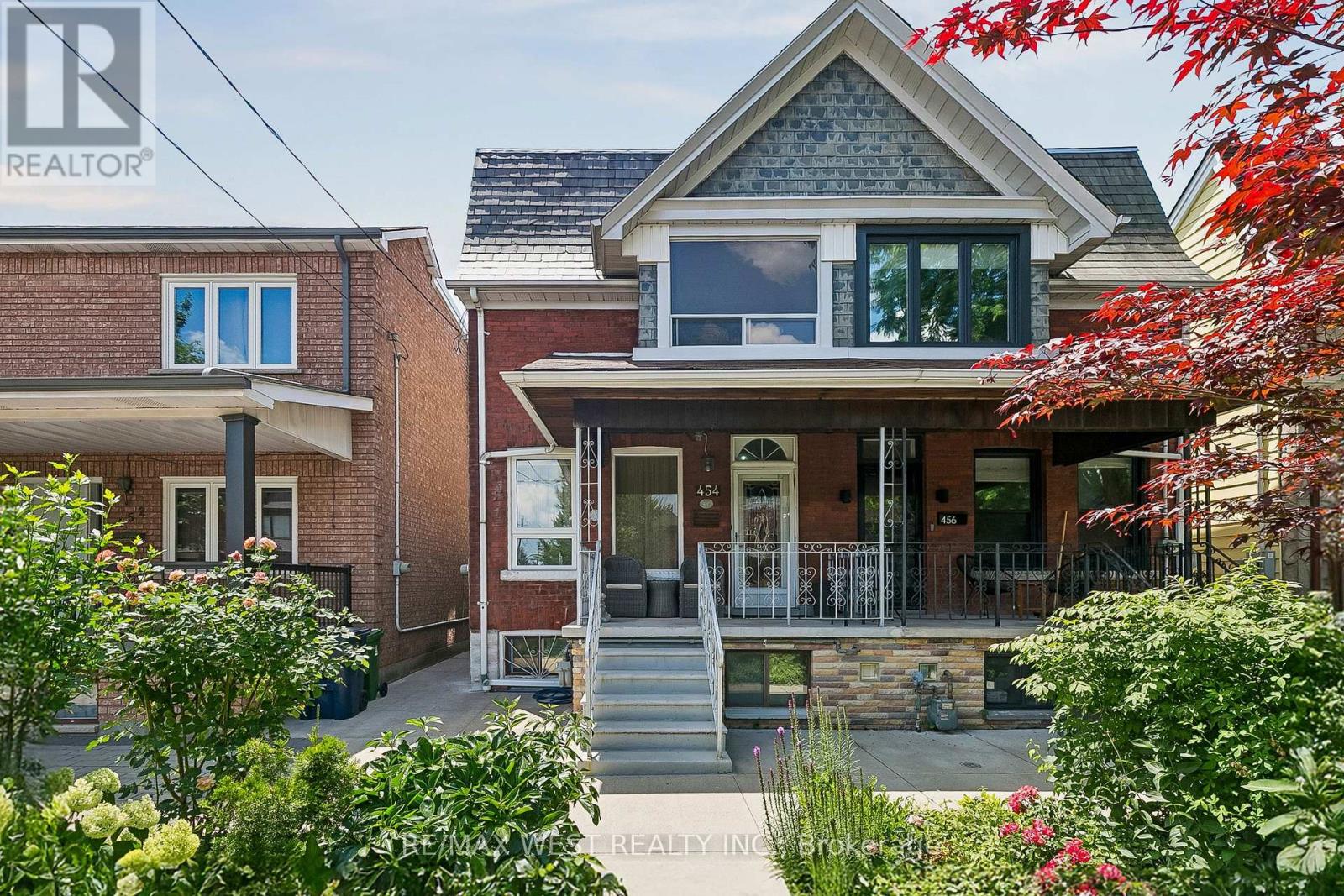 Photo of 454 Brock Avenue