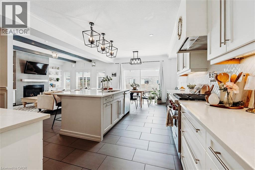 157 EAGLECREST Street - 12