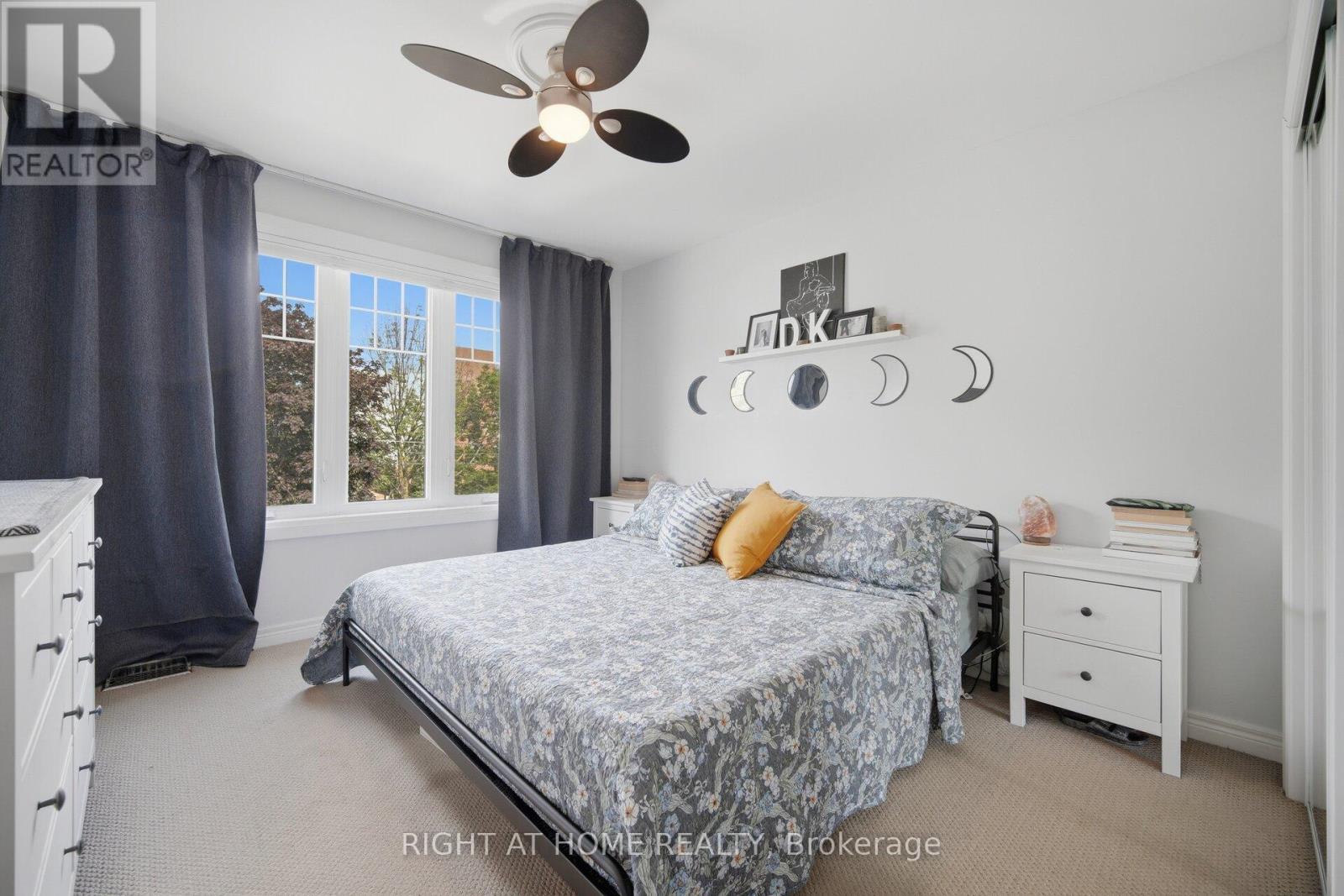 18 VANBRUGH AVENUE - 20