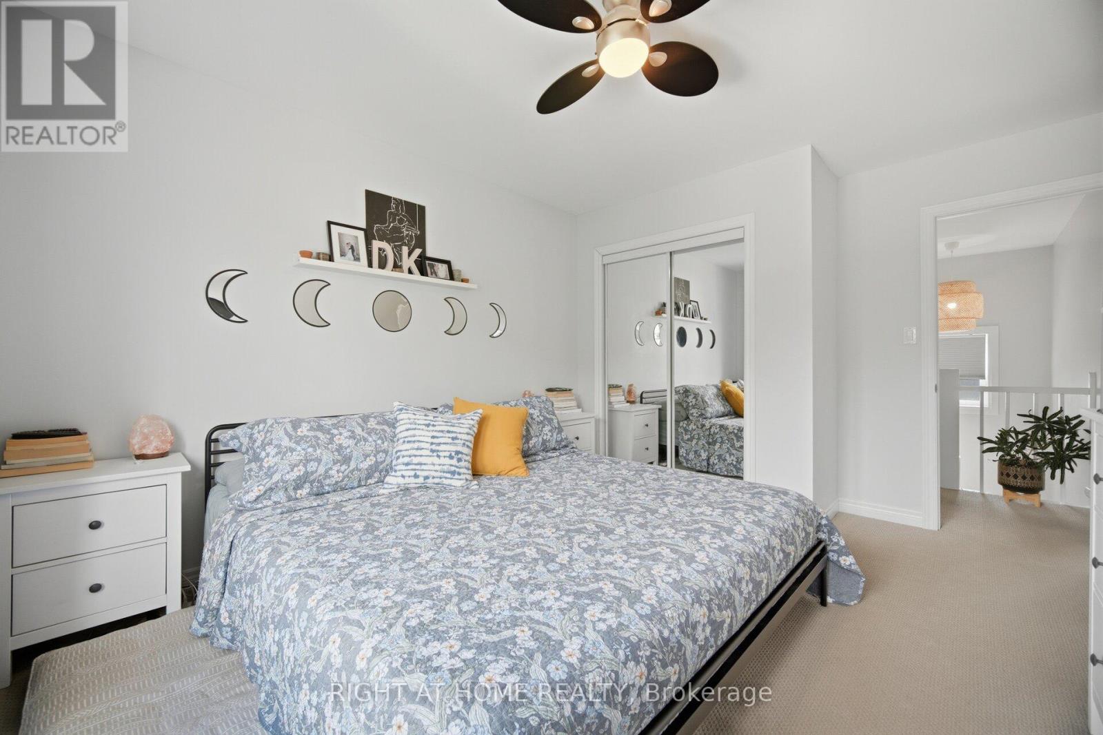 18 VANBRUGH AVENUE - 21