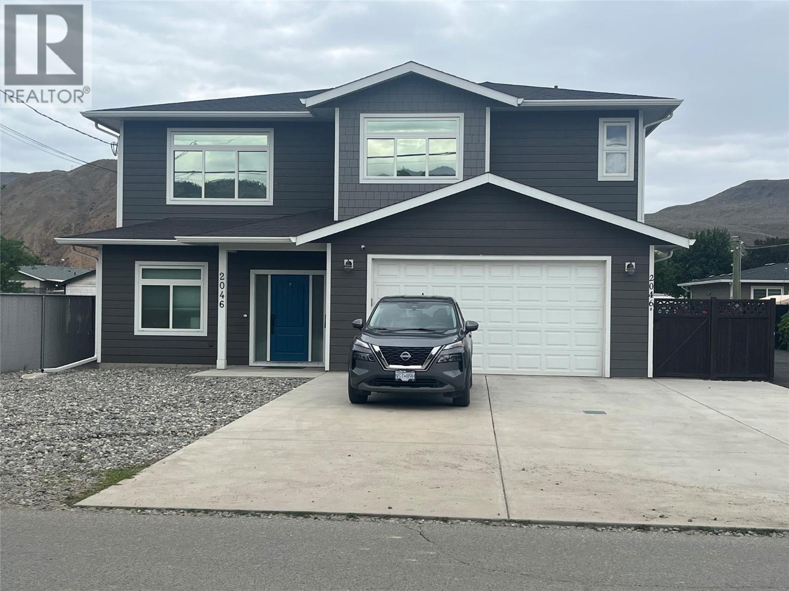 2046 SUNNYCREST Avenue - 1