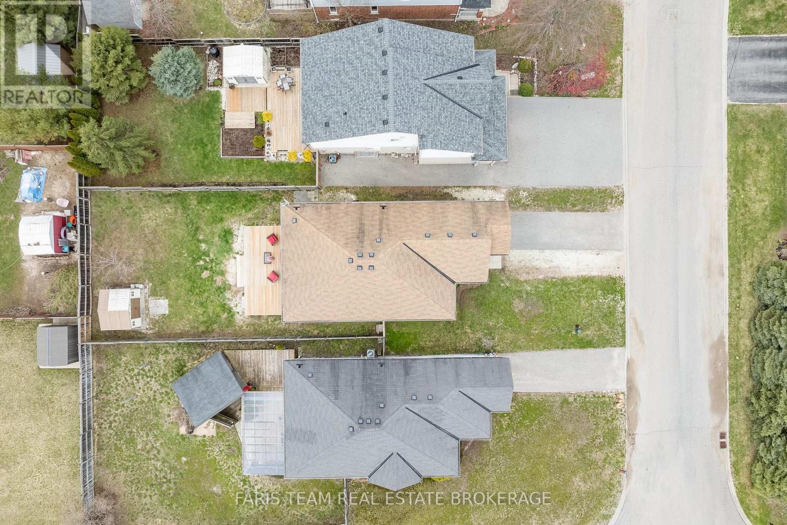 92 WESLEY AVENUE - 29