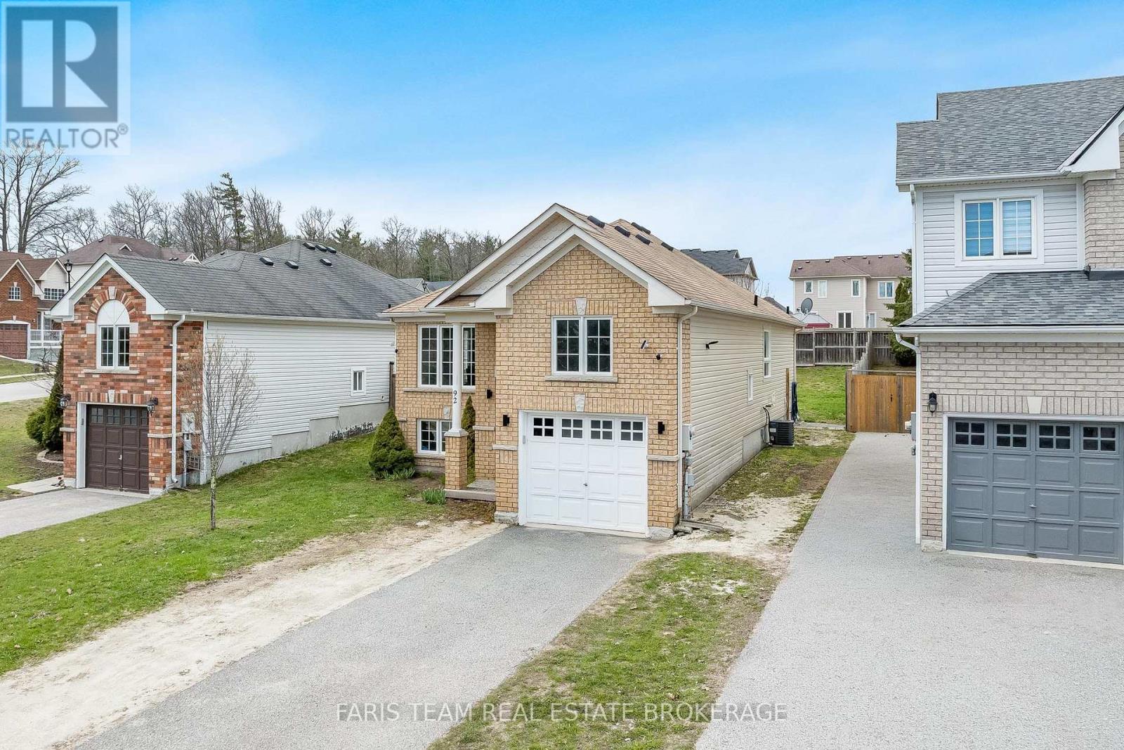 92 WESLEY AVENUE - 3
